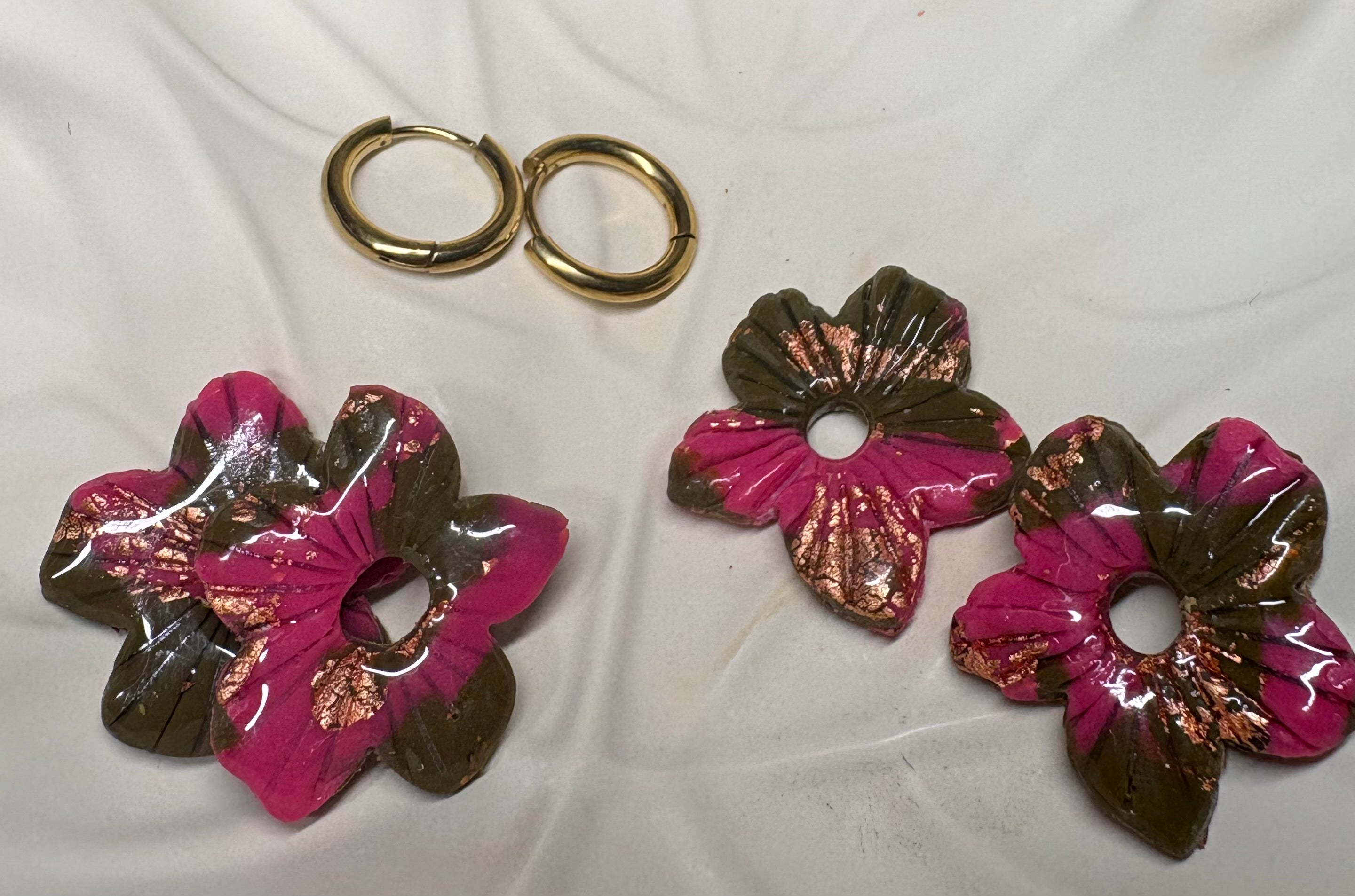 Hibiscus kaki/fuchsia